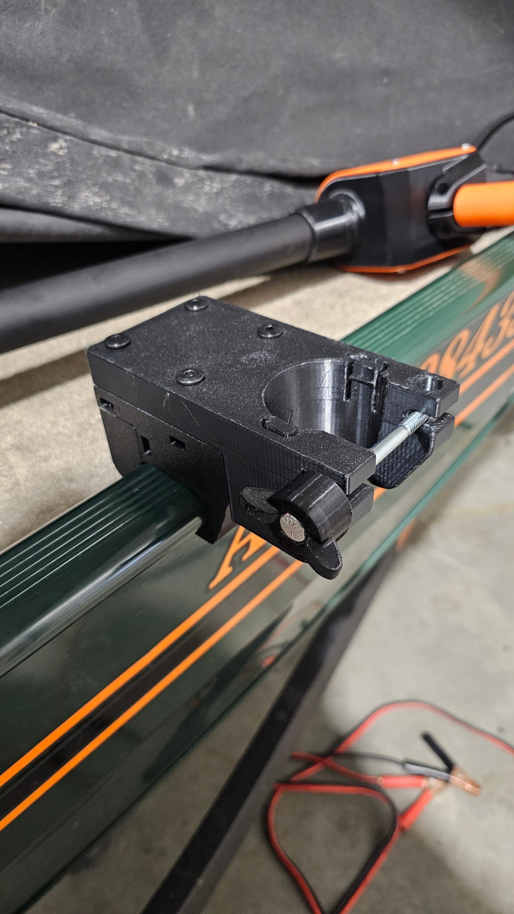 Basstracker Classic Gunwale Clamp
